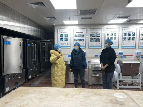 山东临沂莒南县人大常委会副主任郭秀章赴包保医疗机构食堂督导食品安全工作355.png 山东临沂莒南县人大常委会副主任郭秀章赴包保医疗机构食堂督导食品安全工作355.png