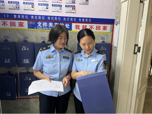 高考新闻宣传773.png 高考新闻宣传773.png