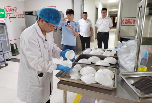 高考新闻宣传911.png 高考新闻宣传911.png