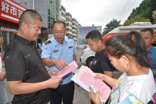 放心消费 “粽”享端午 临沂市兰山区开展节前食品安全专项检查533.png 放心消费 “粽”享端午 临沂市兰山区开展节前食品安全专项检查533.png