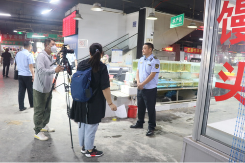 临沂市河东区市场监督管理局组织开展“了解市场监管工作,走进市场监管现场”政府开放日活动430.png 临沂市河东区市场监督管理局组织开展“了解市场监管工作,走进市场监管现场”政府开放日活动430.png