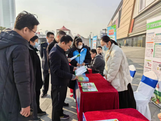 山东省临沂市河东区举办2023年食品安全宣传周活动636.png 山东省临沂市河东区举办2023年食品安全宣传周活动636.png