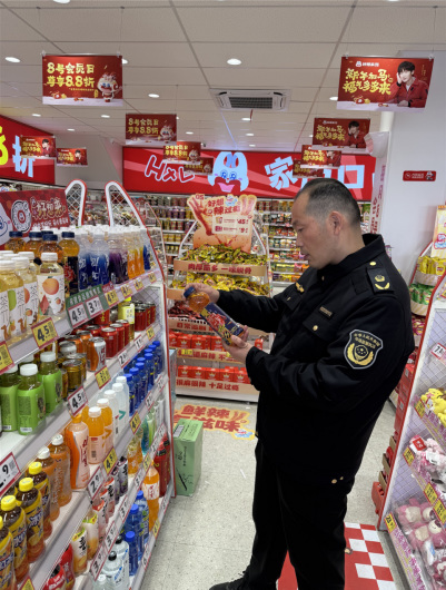 守护烟火气，绷紧安全弦-临沂市河东区市场监督管理局开展节日期间市场安全专项检查634.png